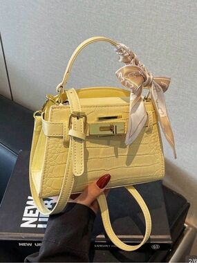 Yellow Crocodile Embossed Handbag, Fashionable Top Handle & Crossbody Bag